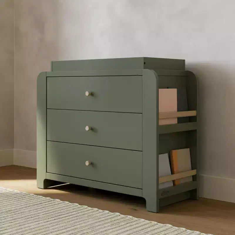 Graco Read-with-Me 3 Drawer Chest with Bookshelves and Removable Changing Topper