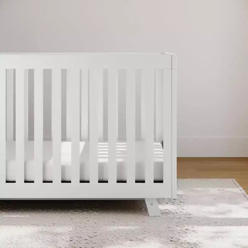 Storkcraft Beckett 3-in-1 Convertible Crib -