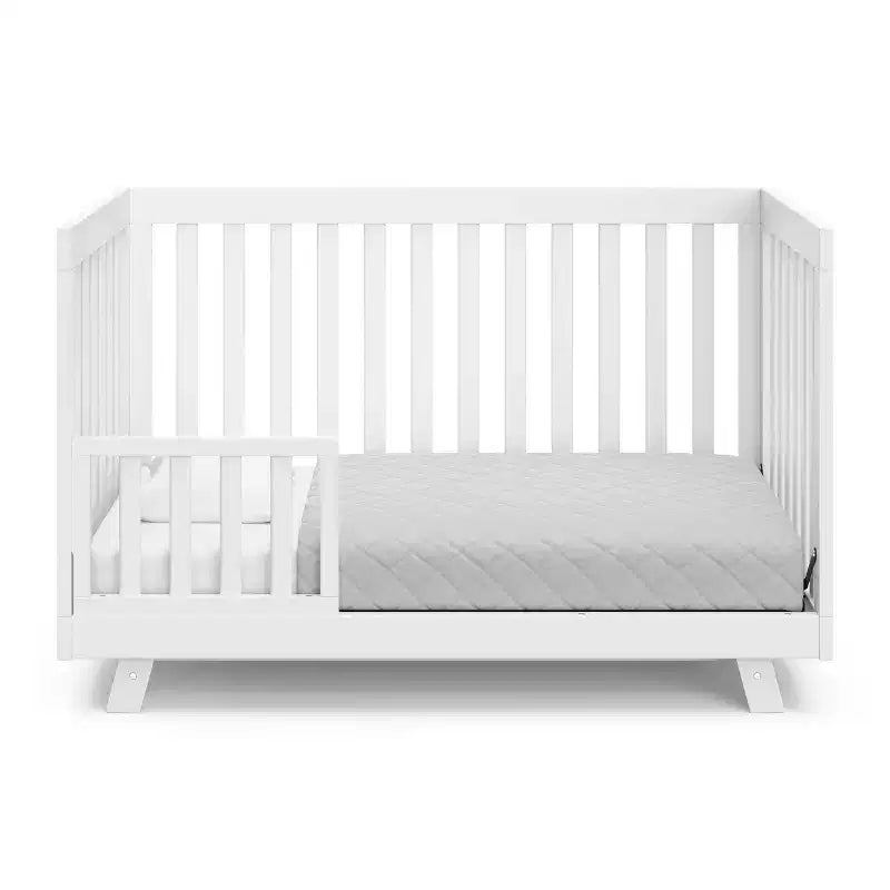 Storkcraft Beckett 3-in-1 Convertible Crib -